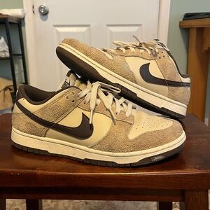 [Nike] Dunk Tan and Brown Sneakers